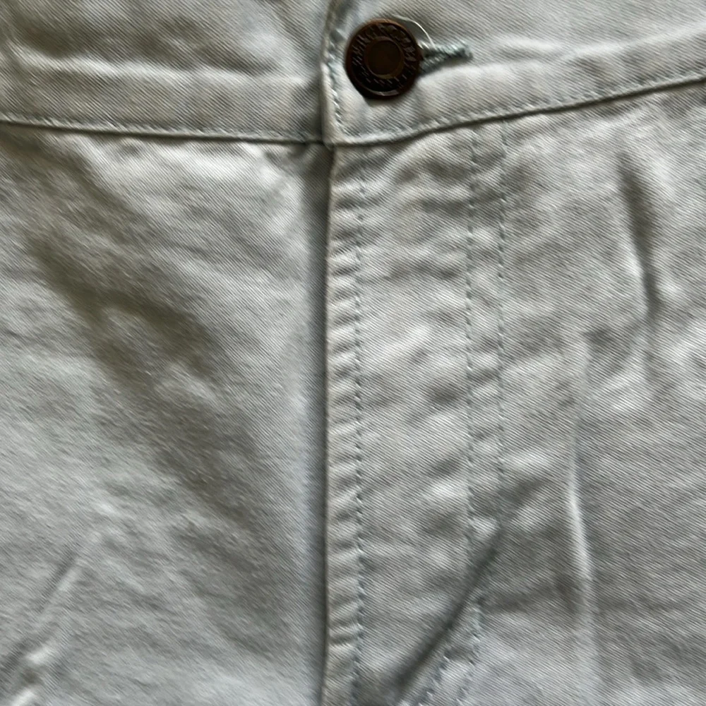 Abercrombie & Fitch shorts - Picture 8 of 11